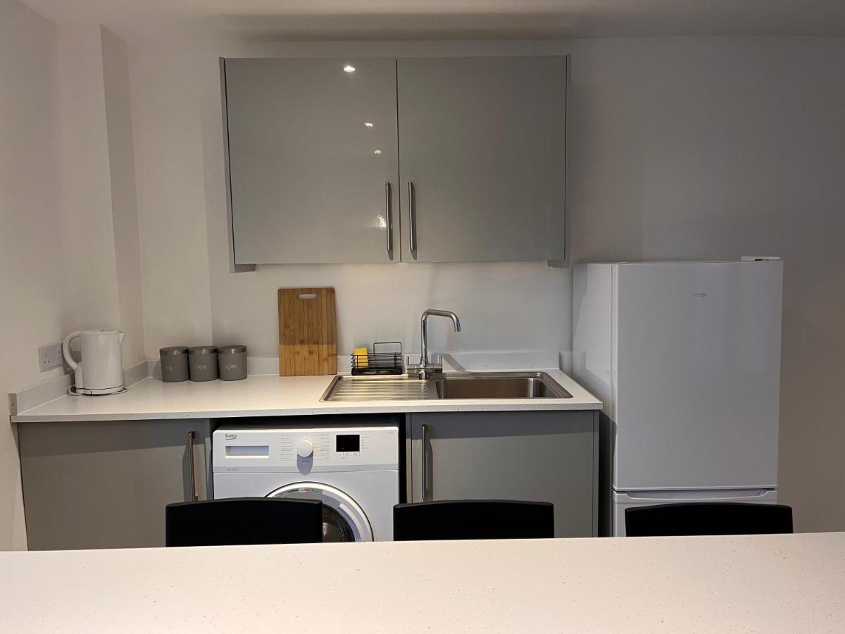 Superb Modern Flat In Northampton, Parking &Ev Apartment Екстериор снимка