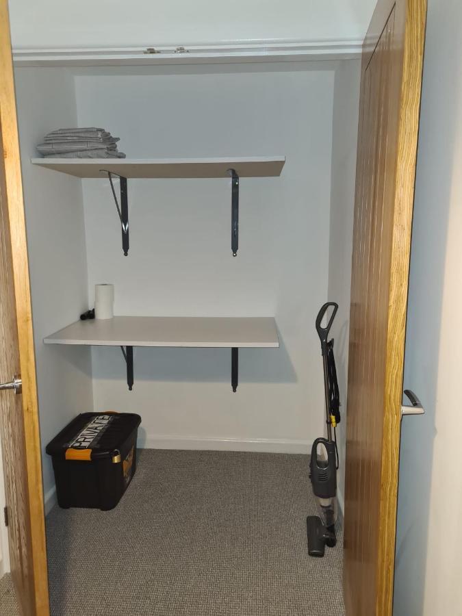 Superb Modern Flat In Northampton, Parking &Ev Apartment Екстериор снимка